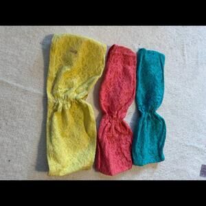 Set of 3 Aerie bralettes: blue, pink, yellow size medium